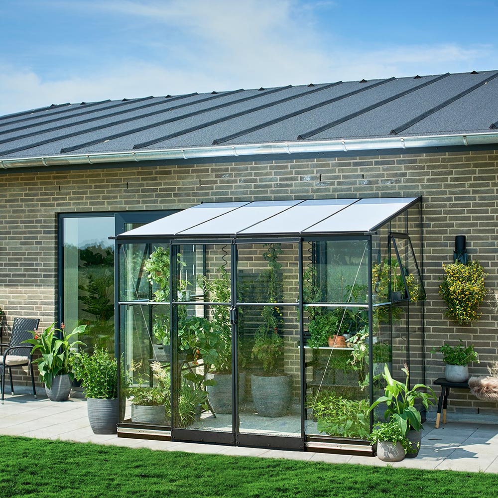 Växthus mot vägg Qube Väggväxthus 4,7 m² - 7,1 m² Nej, 4,7 m²